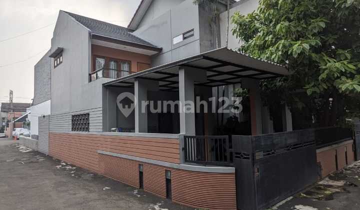 Rumah Dalam Cluster Villas Tropiclokasi Strategis di Kebagusan, Pasar Minggu, Jakarta Selatan