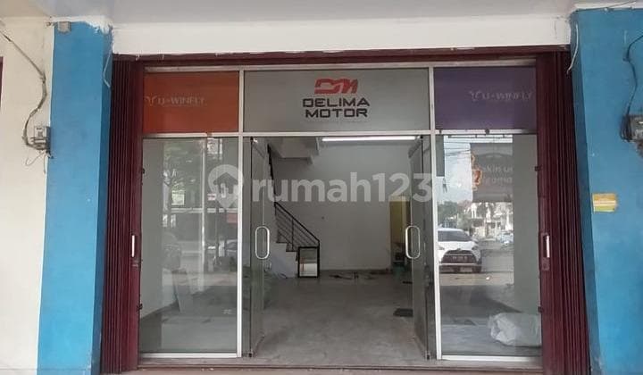 Strategic 2½-Story Shop House on Harapan Indah Boulevard