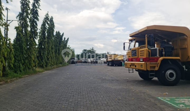Rent Open Yard Land in Cakung, East Jakarta