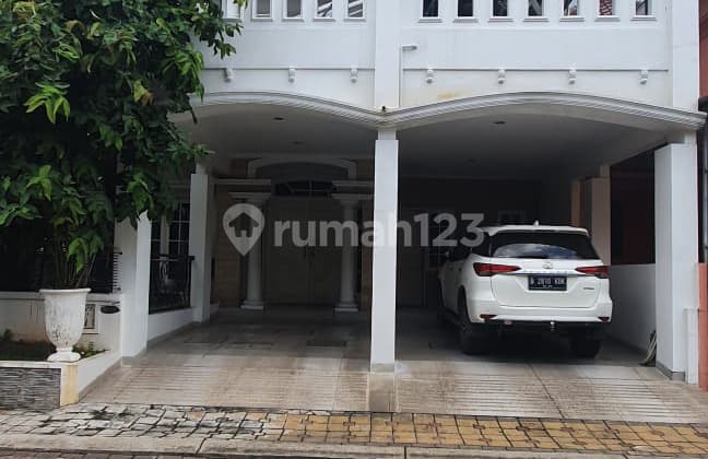 For Sale 2-Storey 1/4 House on Boulevard Harapan Indah Bekasi