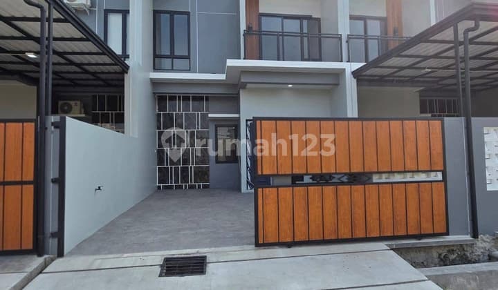 For Sale Quick 2-Story House at Divilla Indah Permai Bekasi