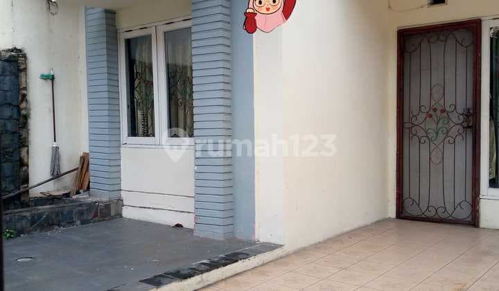 Rumah Rapi di Cluster Duta Bumi Bekasi