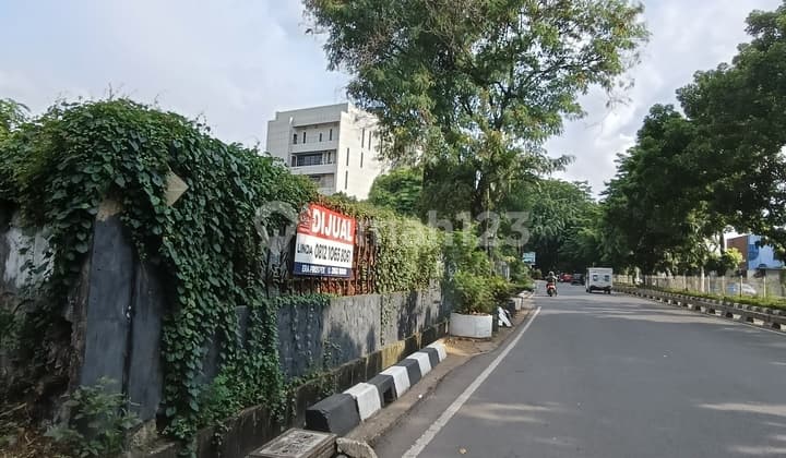 Tanah Komersial di Arteri Jalan Panjang. Cocok untuk Gedung Perkantoran, Hotel, Showroom. Beli 1410M Dapat 1800M