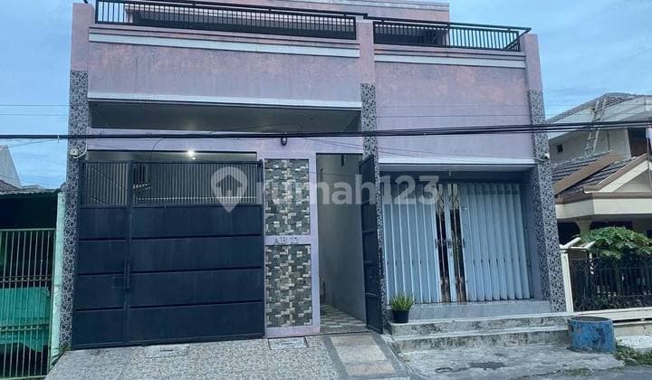 Rumah Usaha Semolowaru Strategis Dekat Kampus