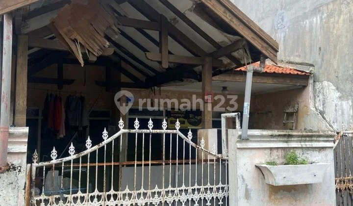 Rumah Simo Magerejo, Row Jalan : 2 Mobil Rumah Simo Magerejo, Row Jalan : 2 Mobil