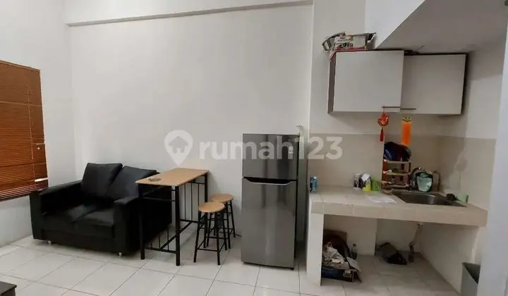 Dekat Pasar Modern - Apartemen Puncak Permai , Pool View Semi Furnish