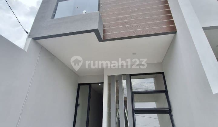 Baru Gress‼️Rumah Klampis Semolo - Wisma Mukti Lokasi Nyaman Row 3 Mobil Longgar