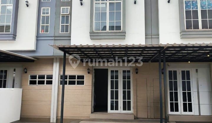 Rumah Surabaya Wisata Bukit Mas 1 - Paddington