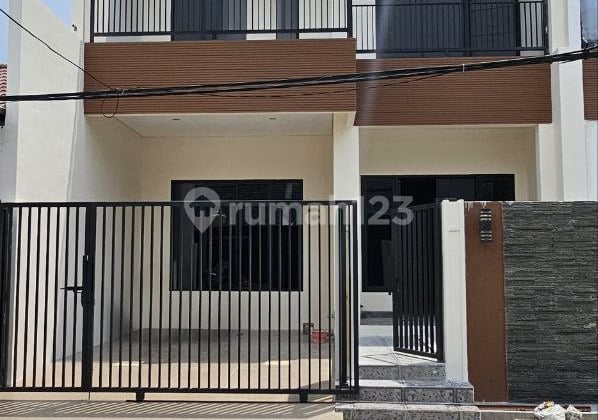 Just Listed‼️ Dian Regency 2-Story House Near ITS & Hang Tuah Campus Just Listed‼️ Dian Regency 2-Story House Near ITS & Hang Tuah Campus
