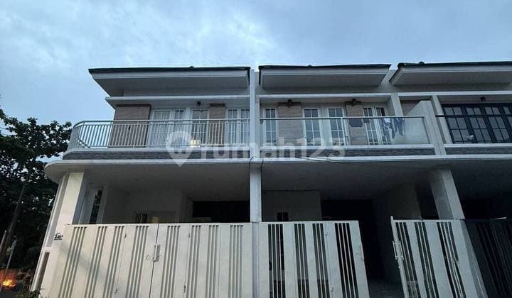 Rumah Baru Gress Rungkut Harapan Listrik 2200 Watt