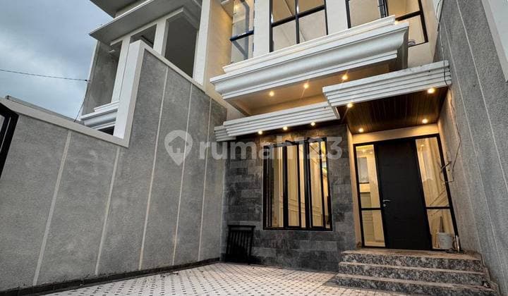 Rumah Baru Minimalis Luass Lebar dan Panjang Lokasi Lokasi Terdepan Perumahan Greenlake Wonorejo Jalan Lebar 10 Meter