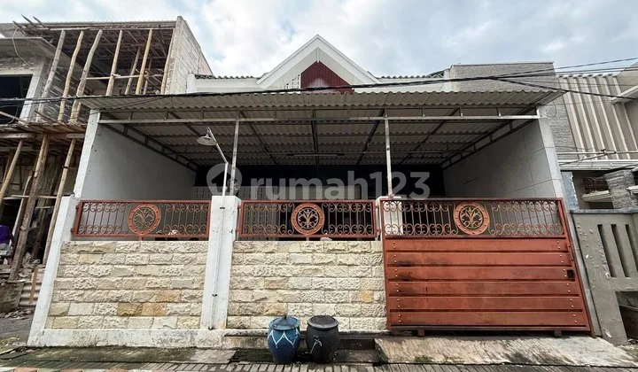 Income 15 Juta/Bln‼️Rumah Kost Aktif Mulyosari Dekat Its & Unair, Furnish, Row Jalan : 2 Mobil Longgar Income 15 Juta/Bln‼️Rumah Kost Aktif Mulyosari Dekat Its & Unair, Furnish, Row Jalan : 2 Mobil Longgar