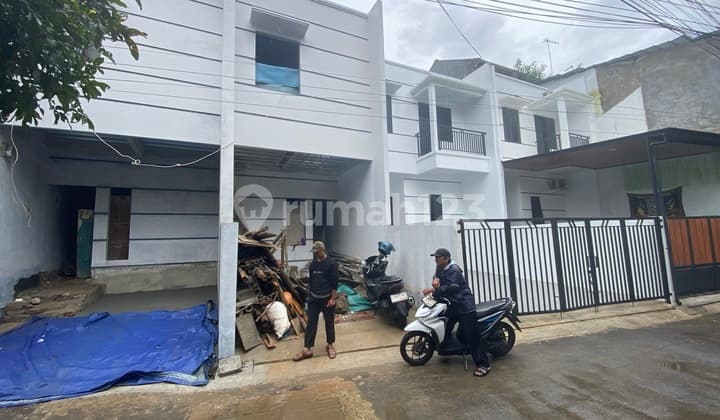 Rumah Rp700 Juta-An Dua Lantai di Jakarta Timur