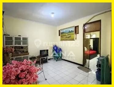 Ana Rumah 3lt Luas 5x20m Lokasi Bagus Di Jelambar - * Good- Deal !!*