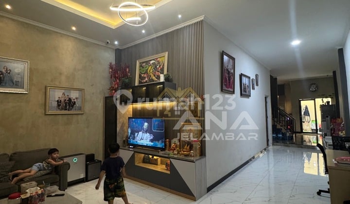 Ana Rumah Semi Furnished Uk 6X22m di Jelambar