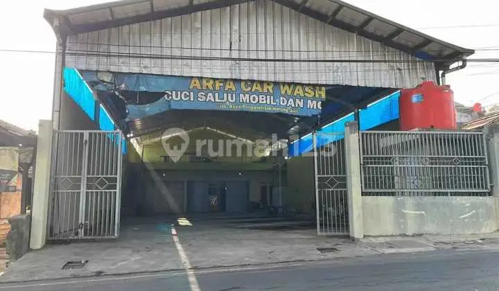 Rumah dan Tampat Usaha Pencucian Mobil dan Motor Sudah Termasuk Hidrolik Mobil 3 Set