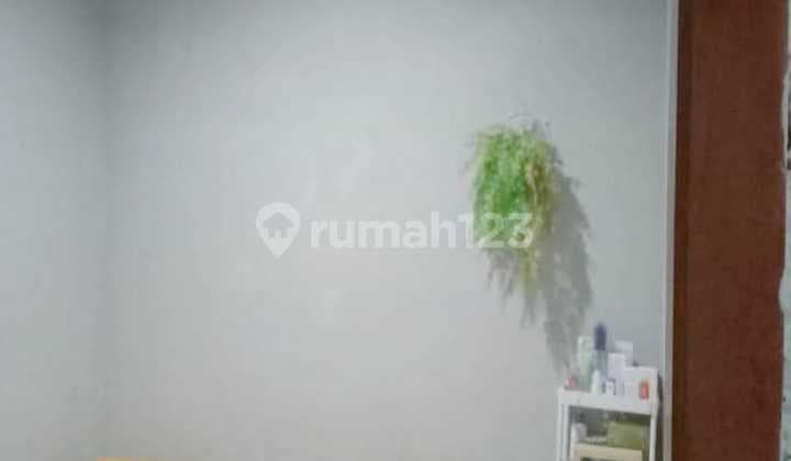 Jual Rumah 3 Lantai dan Kost-Kostan