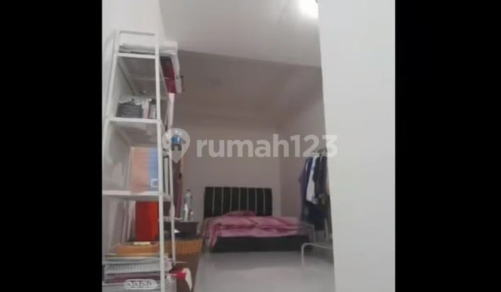 Dijual Rumah Siap Huni Lokasi Strategis di Ujung Berung