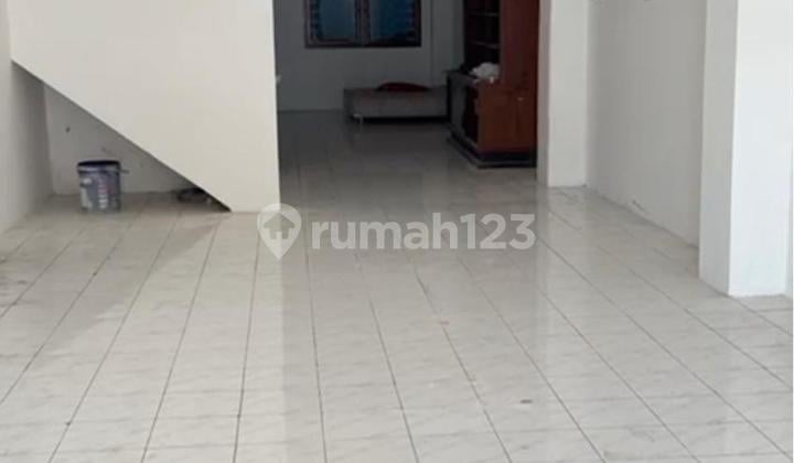 Disewakan Gedung Komersial Eksklusif - Gatot Subroto, Bali