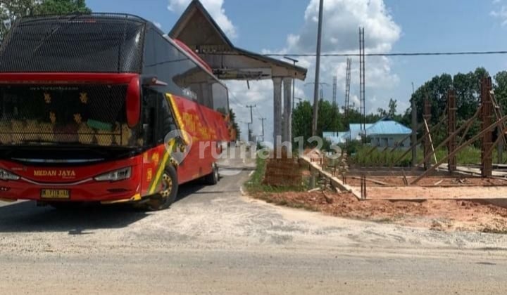 Tanah Komersial Strategis di Depan Gerbang Pelabuhan Tanjung Buton Siak Luas 1 Hektar SHM