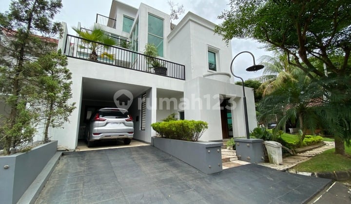 Dijual Rumah Hook 3 Lantai Modern Design - Sektor 8, Bintaro Jaya