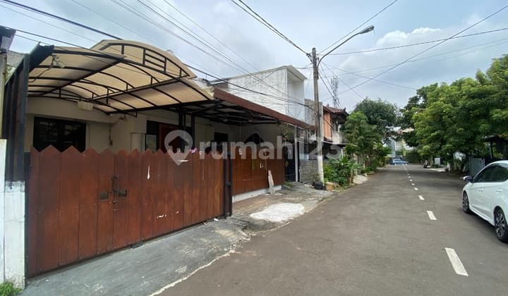 Bisa KPR Rumah Lingkungan Asri dan Nyaman di Sektor 9 Bintaro