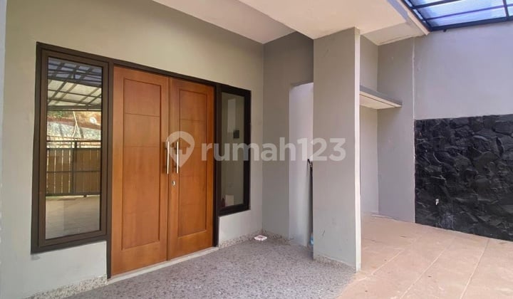 Dijual - Rumah 2 Lantai Dalam Cluster di Serpong