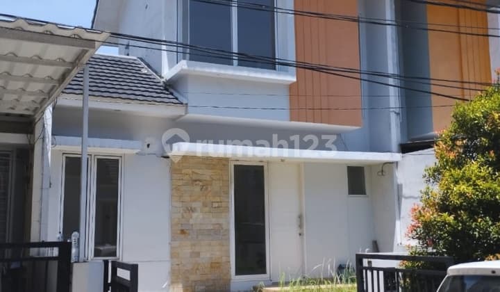 Rumah 2 Lantai Dekat Akses Tol HGB di Serpong Bsd