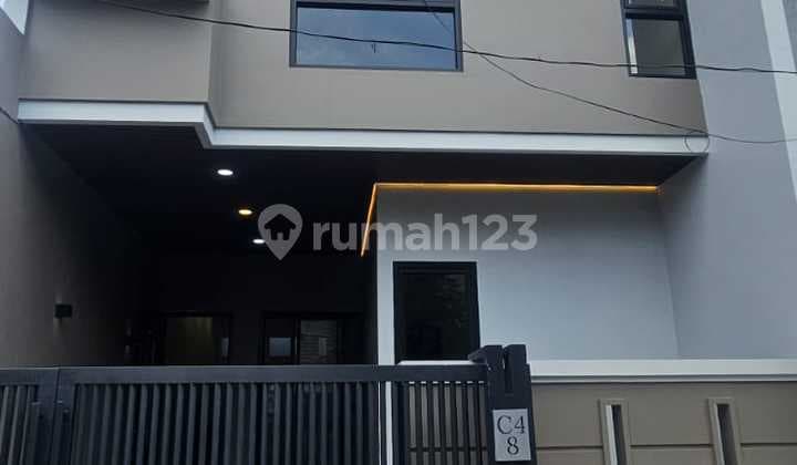 Dijual - Rumah 2 Lantai Siap Huni di Pesona Karawaci, Legok