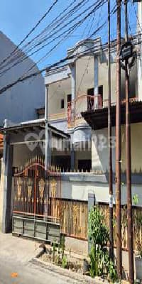 Dijual Rumah Bcs Raya Pinggir Jalan Raya Bs Utk Buka Bisnis
