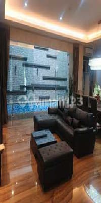 Disewakan Rumah Mewah Kolam Renang Kelapa Gading