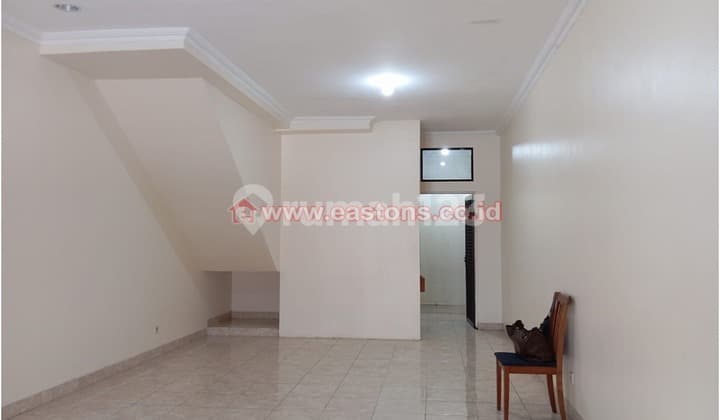 Disewakan Ruko Strategis di Kelapa Gading 2 Lantai di Jalan Utama Besar ( Kg005093)