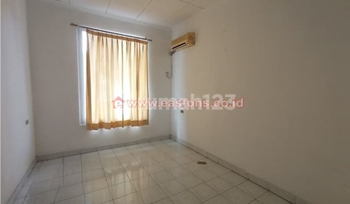 Dijual Rumah di Rawamangun Lebih Rendah Dari Perkiraan Harga Pasaran 2 Lantai Bebas Banjir Cocok untuk Kantor (Kg005207)