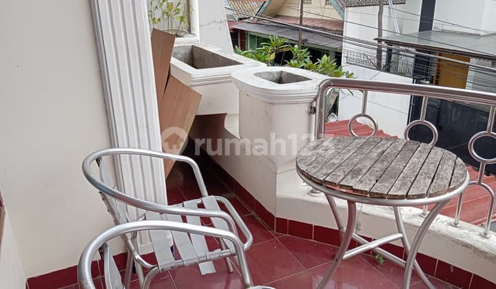 Disewakan Rumah di Rawamangun 78 Jt bisa Nego Bebas Banjir Hanya Lantai 2 Saja (Kg005177)