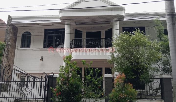 Dijual Rumah Gading Kirana di Jalan Utama 2 Lantai Mewah (Kg005160)