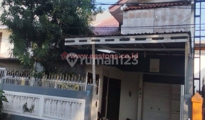 Dijual Rumah Komplek Bcs Kelapa Gading 2 Lantai di Jalan Utama Siap Huni (Kg005120)