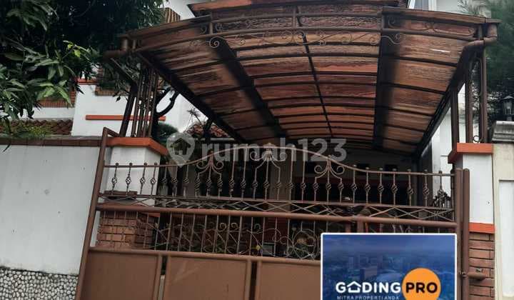 Dijual Rumah di Boulevard Kotawisata