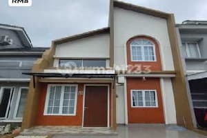 Dijual Rumah.dekat LRT, di Cluster Cibubur