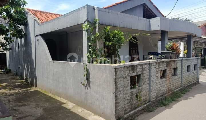 For Sale Ready-to-Live-In House in Pondokgede Area, Bekasi