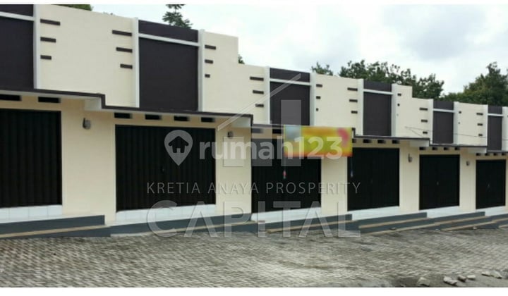 Cimahi Shophouse in Pakuhaji Area, 3 Units Available.