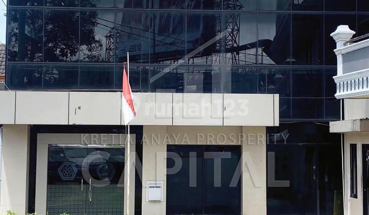 Ruko di Mainroad Jl Amir Machmud