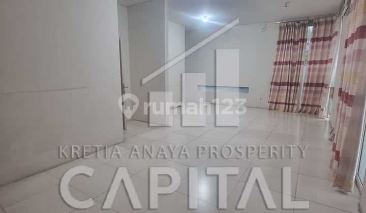 Non-furnished House with Hook Position in Kota Baru Parahyangan
