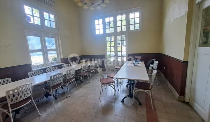 Strategic Business Space with an Area of 1300 Square Meters, Kotabaru, Yogyakarta