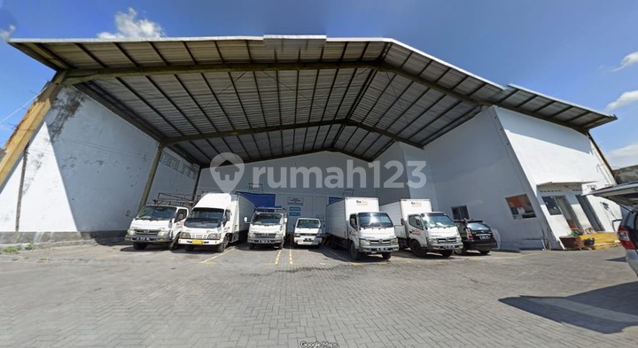 Gudang Strategis 2000 Meter Persegi di Ring Road Barat Gamping Akses Premium & Area Luas, Banyuraden, Gamping, Sleman