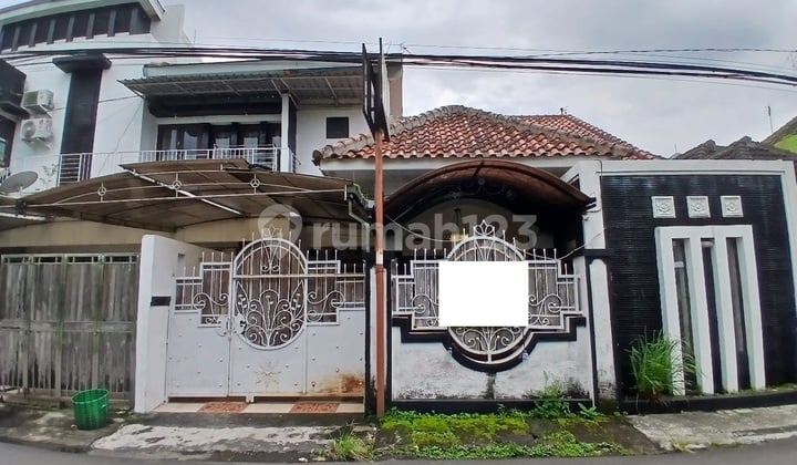 Disewakan Rumah Fully Furnished - Graha Palm Indah, Condong Catur Sleman