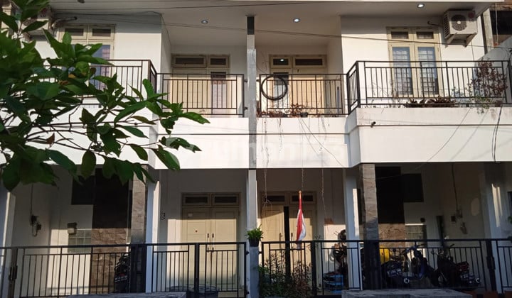 2 Unit Rumah bisa untuk Kost Jl. Kaliurang Km8 Dekat Univ Ugm