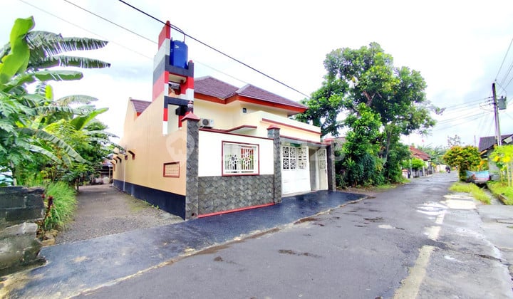 Rumah Furnished Siap Huni 1 Lantai 213 Meter Persegi di Sitimulyo, Piyungan ,Dekat Kids Fun