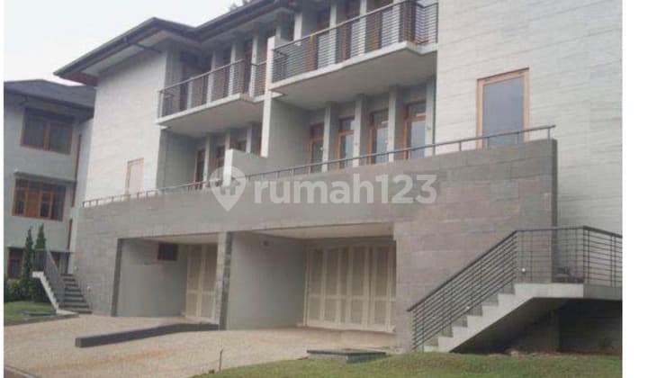 *For Rent* Setra Duta 3-Story House Setra Duta Residence