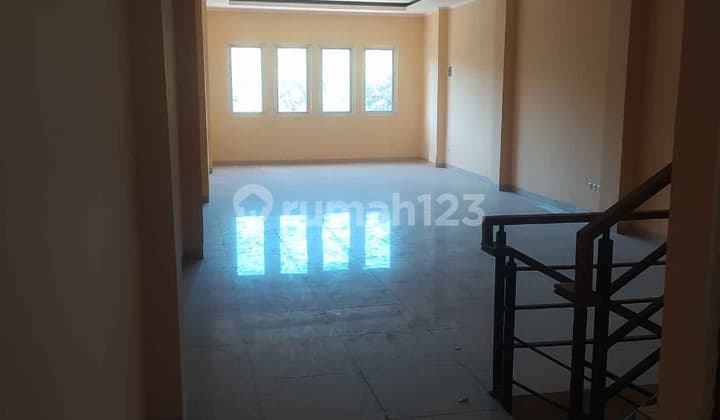 *Dijual & Sewa*_*Ruko Gandeng Otista*_Shm 4 Lantai Tengah Kota Bandung