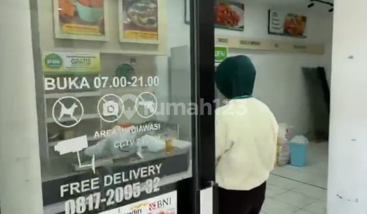 Jual / Sewa Ruko Strategis Tengah Kota Area : Sayap Ciateul Main Road